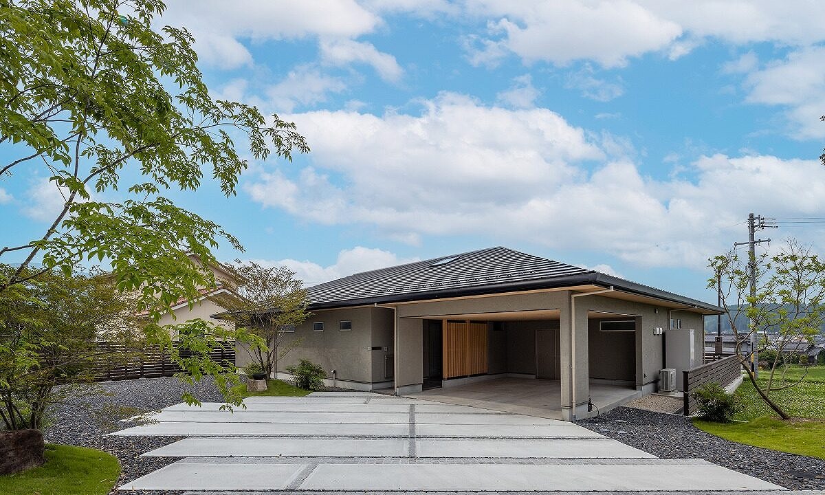 岐阜県恵那市｜軒の深い平屋の家｜ 株式会社アイギハウジング