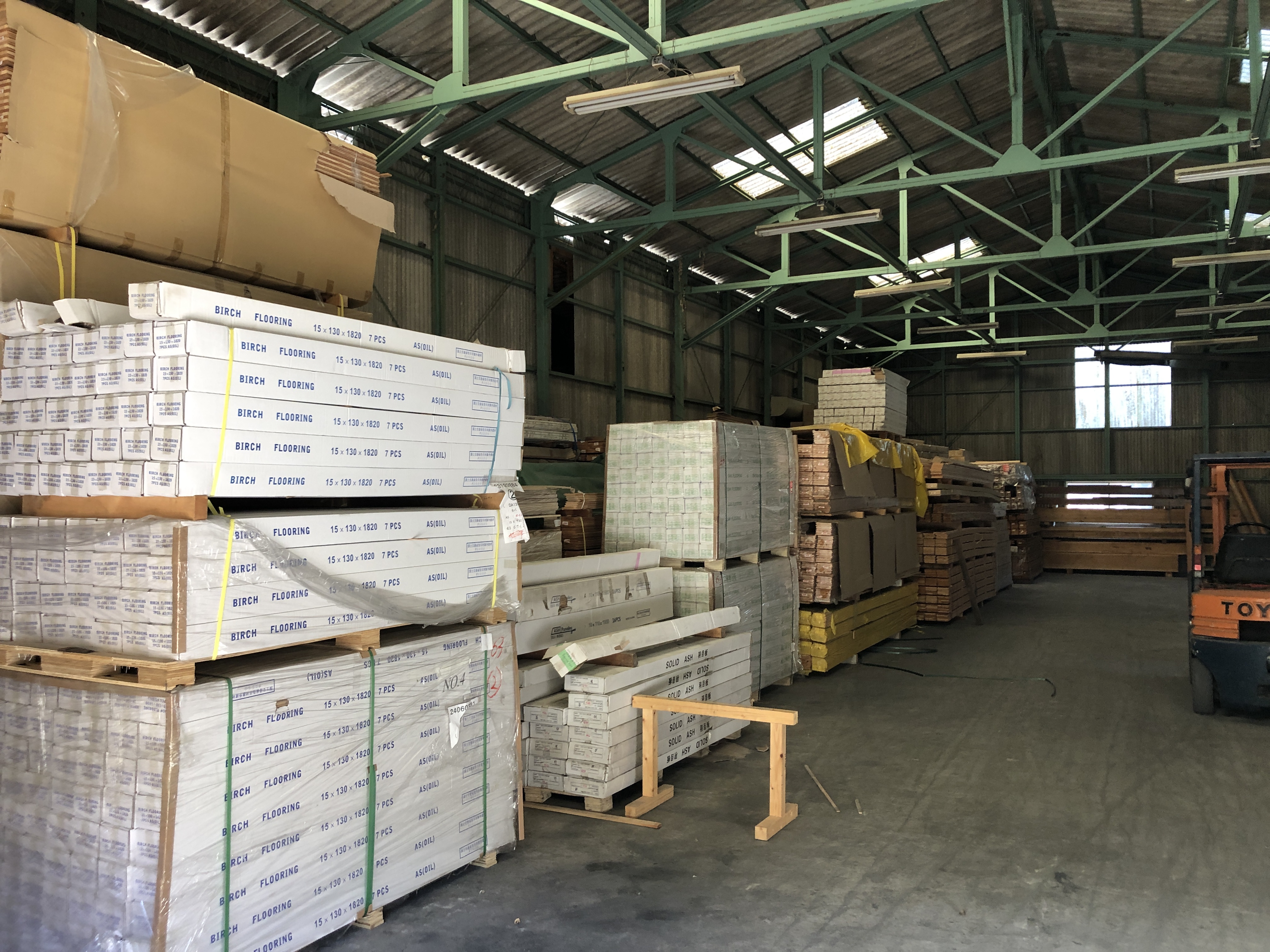 久しぶりの倉庫 画像