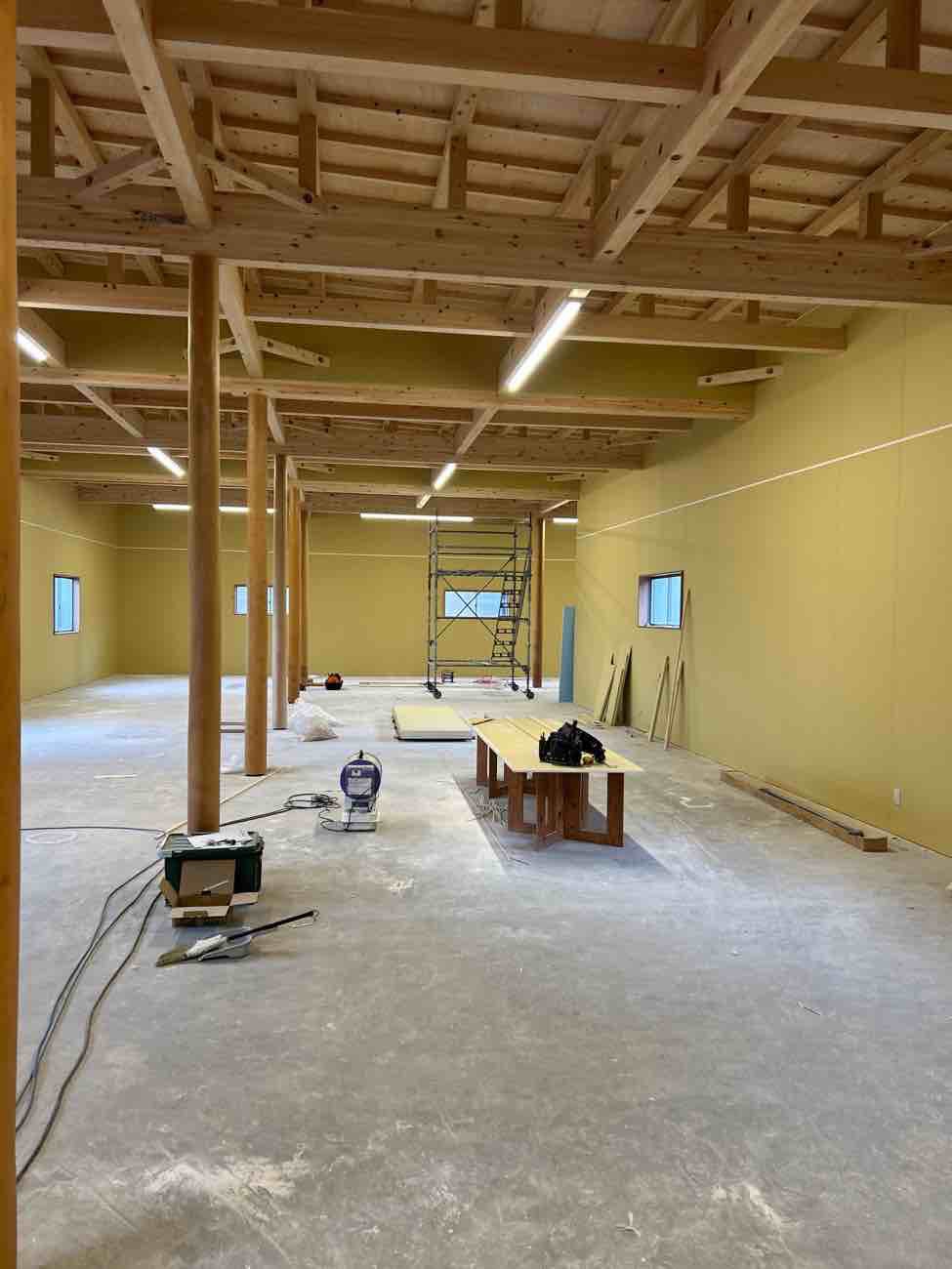 木造倉庫建築｜和小屋工法と木造トラスの違いとは？ 画像