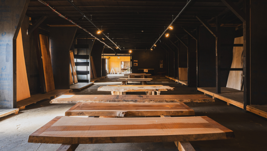 まとめて仕入れる 倉庫内部