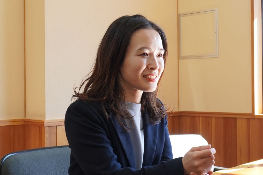 保母　真里 画像