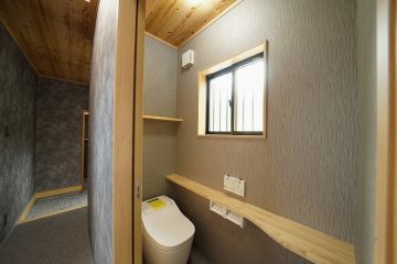 旅館のような和の雰囲気漂うお洒落なトイレ