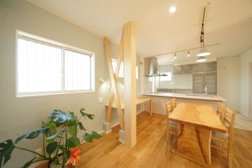 リビング学習ができる広々としたカウンター