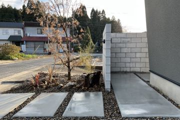 シンボルツリーが家の外観を彩ります