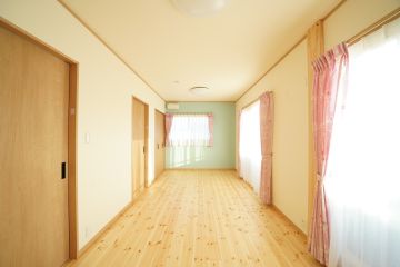 将来間仕切りが出来る設計の子供部屋