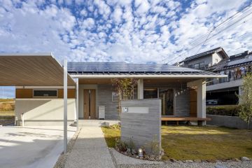 門柱タイル：TAKASYO セラウォールRC杉板