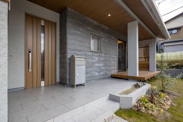 玄関ドア：LIXIL ジエスタ2 P16型 クリエラスク