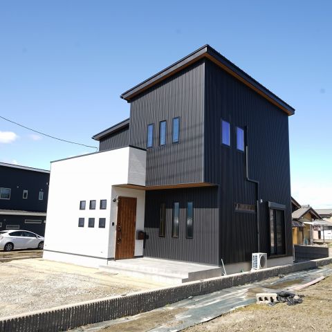 トレンディなナチュラルハウス