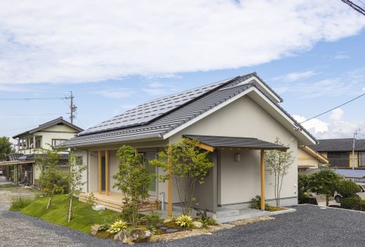 素材感を楽しむ家